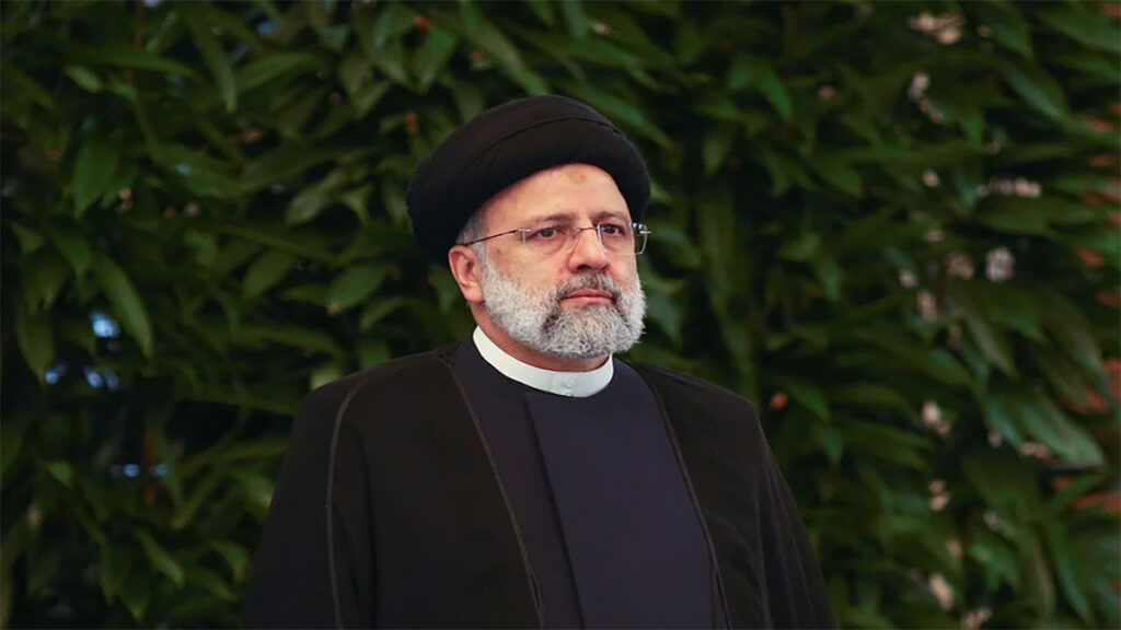 এখনও খোঁজ মেলেনি প্রেসিডেন্ট রইসির, দেশবাসীর কাছে দোয়া প্রার্থনা