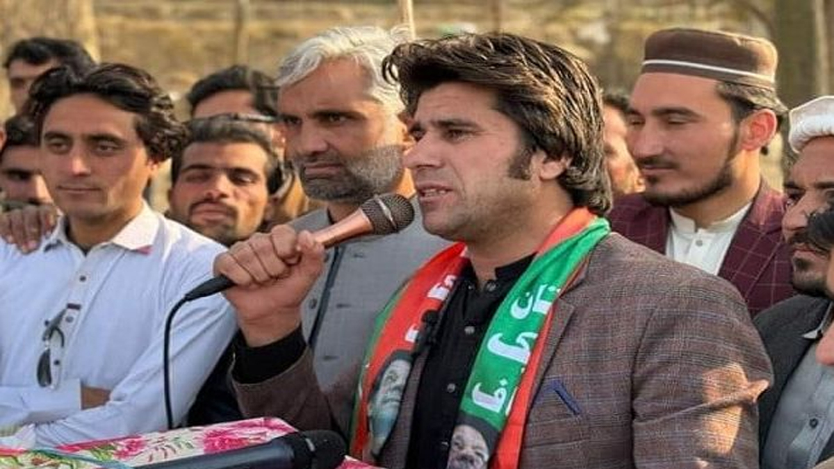 পাকিস্তানে দুর্বৃত্তের গুলিতে স্বতন্ত্র প্রার্থী নিহত