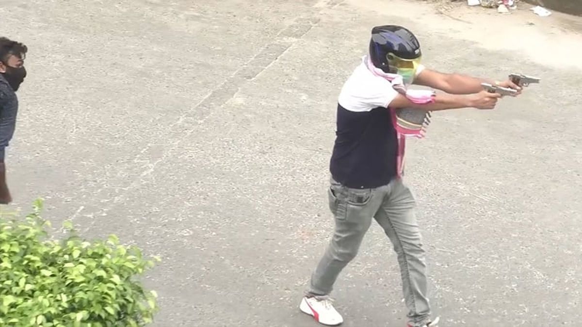 ২ হাতে গুলি করা রুবেল ৫ দিনের রিমান্ডে