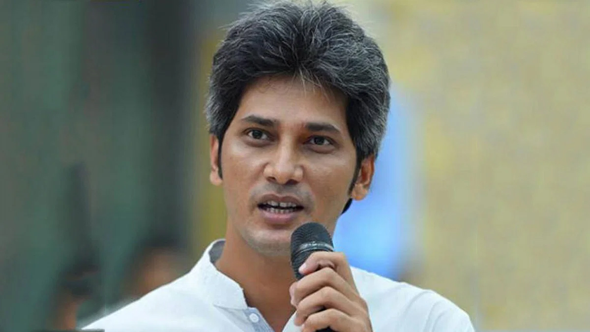 ক্ষমতায় থেকে দল গঠন মানুষ স্বাভাবিকভাবে নেবে না: সাকি