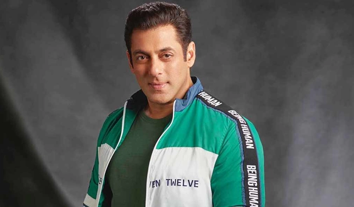 বন্দুকের লাইসেন্স পাওয়ার পর, বুলেটপ্রুফ গাড়ি কিনলেন সালমান!