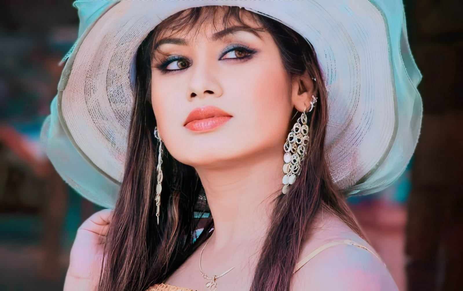 বছরের শুরুতেই সারা জেরিনের চমক