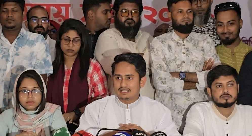 কিছু উপদেষ্টার মৃত্যু ছাড়া কোনো সেফ এক্সিট নেই: সারজিস