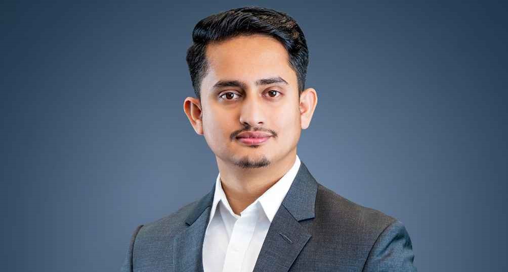 শাহজালালে আগুনের ঘটনায় সারজিসের পোস্ট