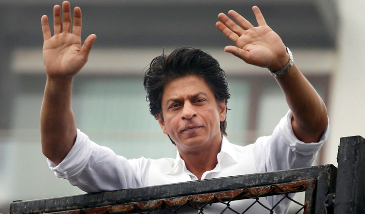 বলিউডে নতুন রেকর্ড গড়লেন শাহরুখ