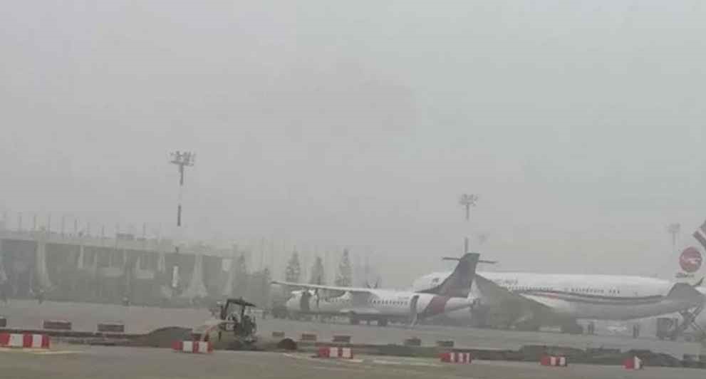 ঘন কুয়াশায় শাহজালালে বিমান ওঠা-নামায় বিঘ্ন, নামতেই পারেনি ৬ ফ্লাইট