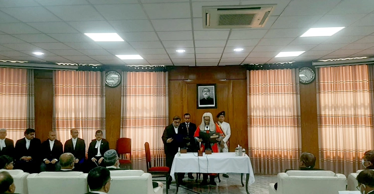 শপথ নিলেন নতুন ১১ অতিরিক্ত বিচারপতি