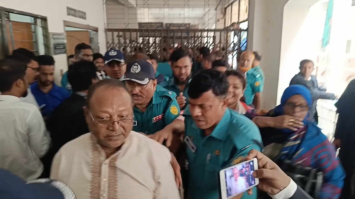 সাবেক সেনা কর্মকর্তা হাসান সারওয়ার্দী ৮ দিনের রিমান্ডে