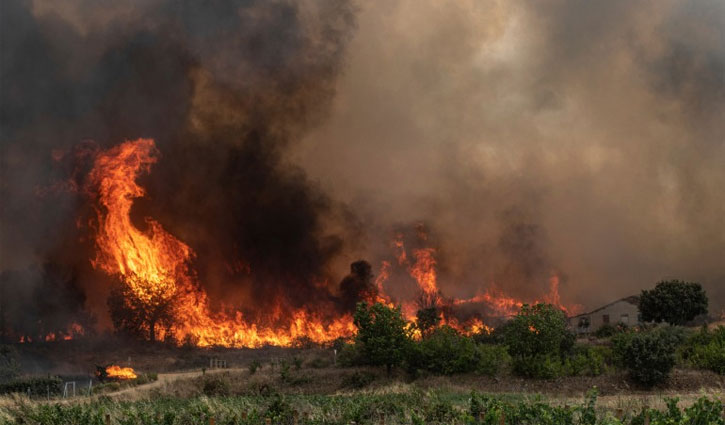 তাপদাহে স্পেনে ৫০০ লোকের মৃত্যু