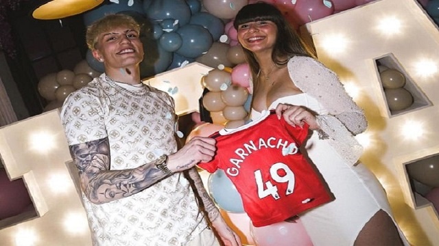 ১৮ বছরেই বাবা হচ্ছেন ম্যানইউর আর্জেন্টাইন তারকা