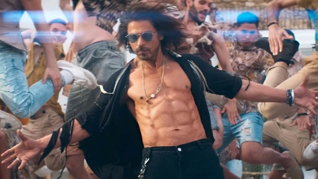 তারা আমার শার্ট খোলার ষড়যন্ত্র করেছিল: শাহরুখ