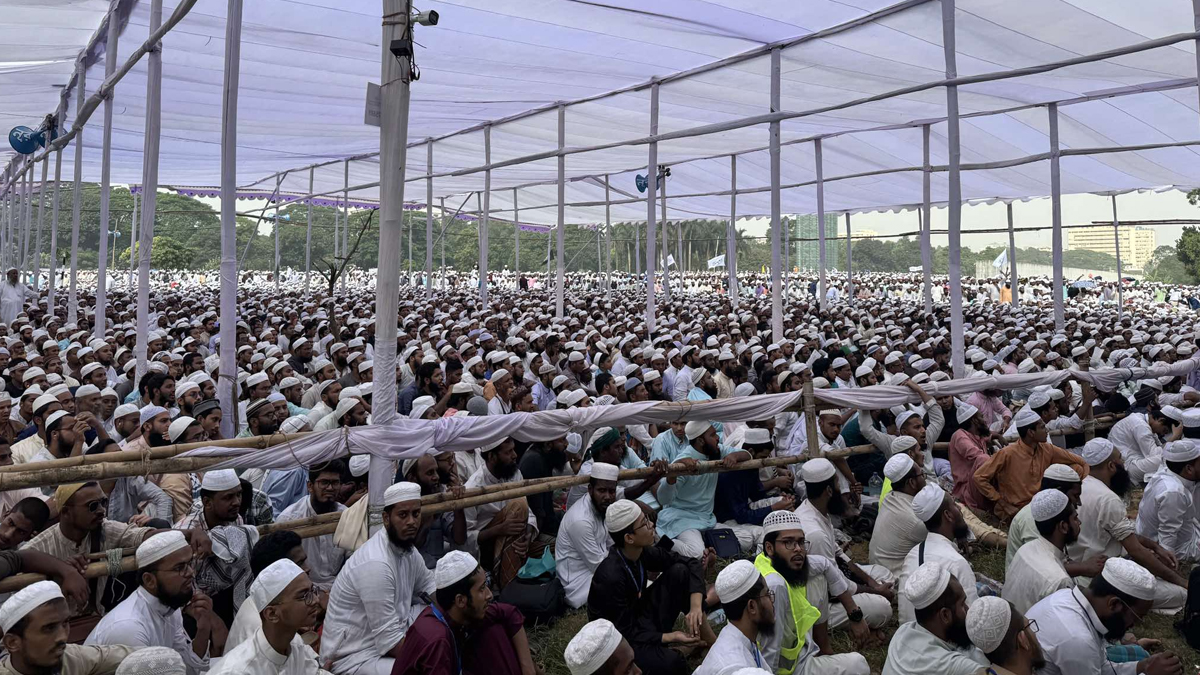 সোহরাওয়ার্দী উদ্যানে ইসলামি মহাসম্মেলন, জনতার ঢল