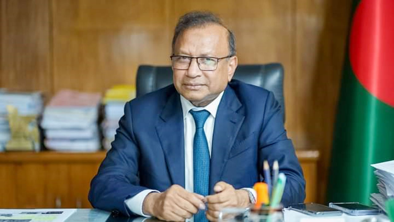 সাবেক মন্ত্রী তাজুল ইসলামের স্ত্রীর ৩০৪ একর জমি ক্রোক