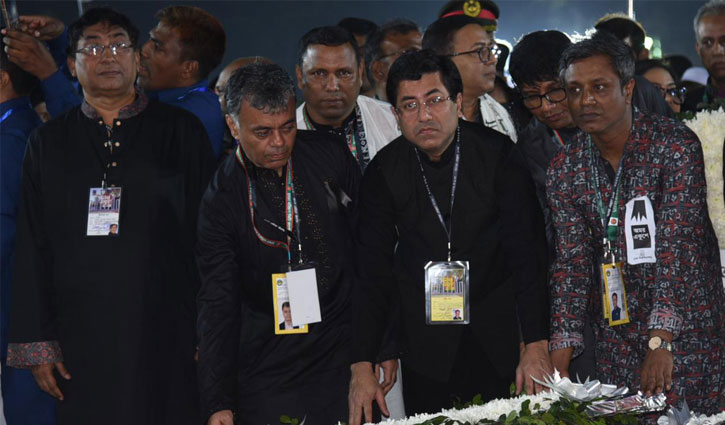 ভাষা শহিদদের শ্রদ্ধা জানালেন ঢাকা দক্ষিণ সিটি মেয়র 
