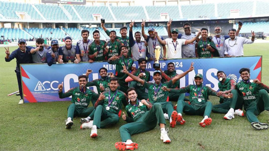 এশিয়া কাপের শিরোপা জিতে দেশে ফিরলো যুবারা