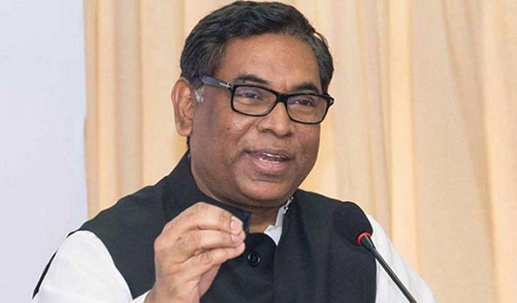 ‘বিপিসিকে লোকসান থেকে বাঁচাতে তেলের দাম বৃদ্ধি’