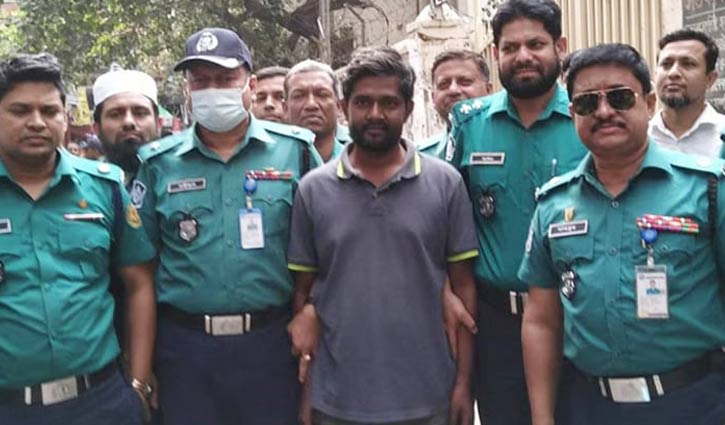 জামিন পেলেন সাংবাদিক শামসুজ্জামান