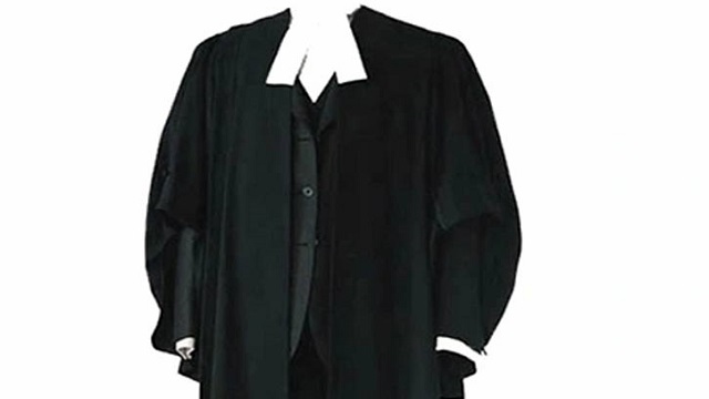 গরমে কোট-গাউন পরতে হবে না অধস্তন আদালতে