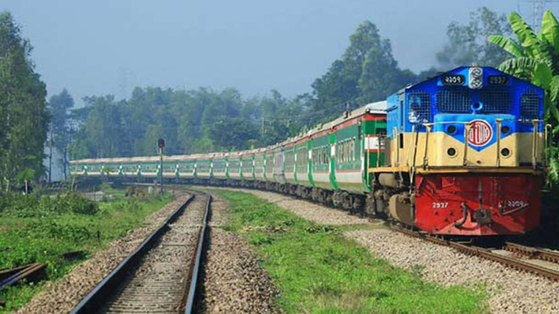 ৯ ঘণ্টা পর সারাদেশের সঙ্গে সিলেটের রেল যোগাযোগ চালু