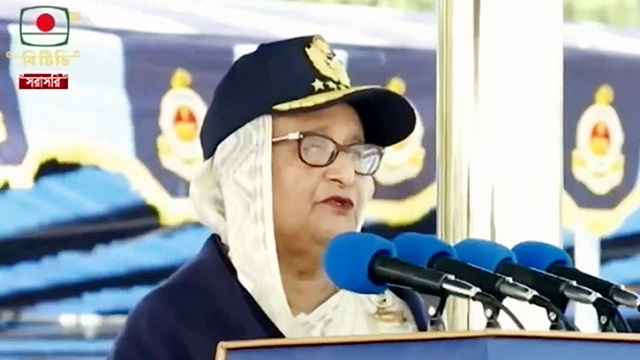 বিমান বাহিনী যেকোনো সময়ের চেয়ে এখন বেশি শক্তিশালী: প্রধানমন্ত্রী