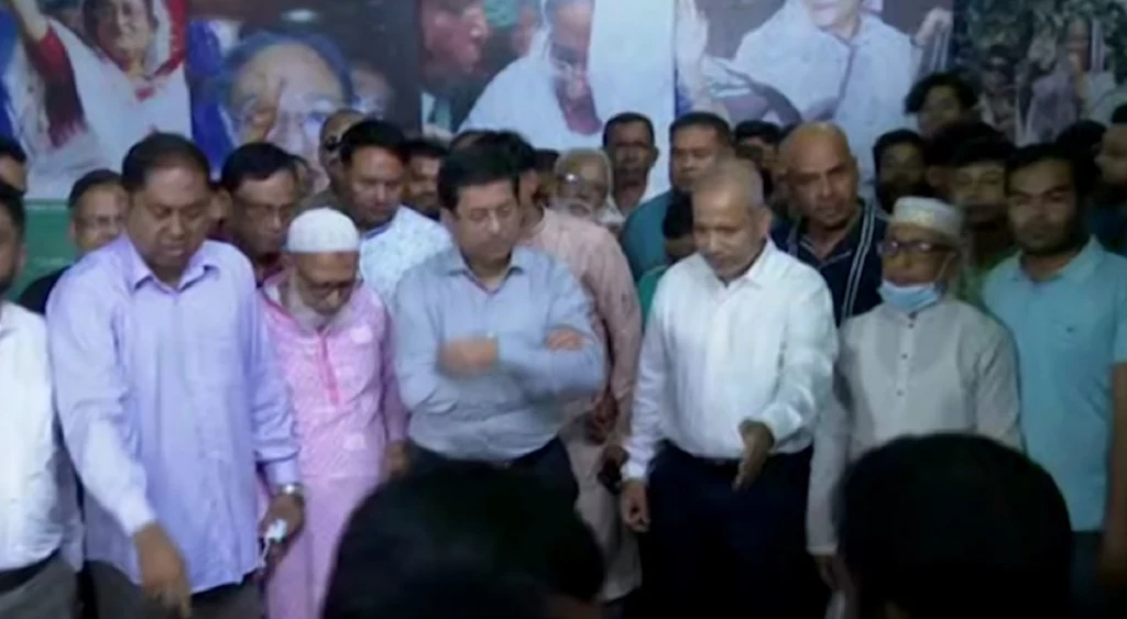 শেখ হাসিনা ফিরে এসেছিলেন বলেই দেশের গণতন্ত্র পুনরুদ্ধার হয়েছিল: মেয়র তাপস