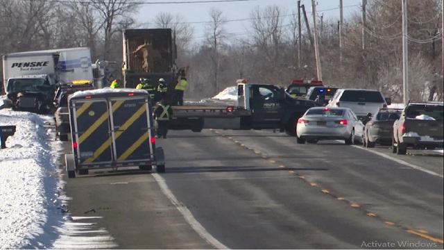 যুক্তরাষ্ট্রে বাস-ট্রাকের মুখোমুখি সংঘর্ষ, নিহত ৬