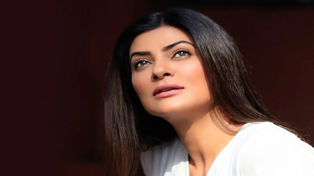 হঠাৎ হার্ট অ্যাটাক সুস্মিতা সেনের, বসানো হয়েছে রিং