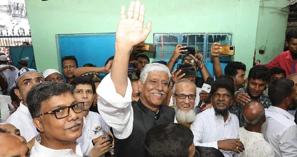 আমি জয়ের ব্যাপারে শতভাগ আশাবাদী: আজমত উল্লা