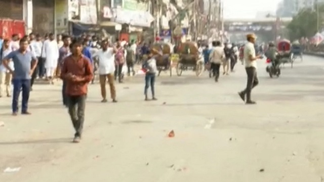 ঢাকা-সিটি-আইডিয়াল কলেজ শিক্ষার্থীদের সংঘর্ষ, আহত ৩