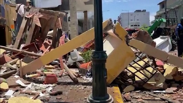 ইকুয়েডরে ৬ দশমিক ৮ মাত্রার ভূমিকম্পে ব্যাপক ক্ষয়ক্ষতি, মৃত্যু ১৩