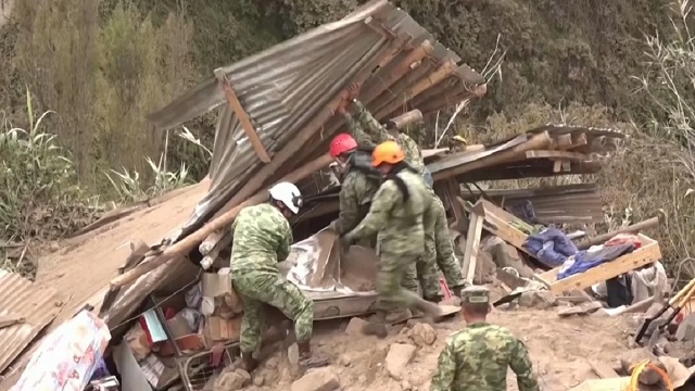 ইকুয়েডরে ভূমিধসে প্রাণহানি বেড়ে ১৬