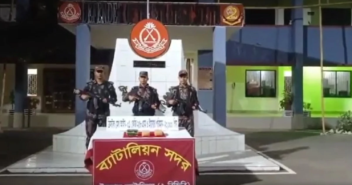 টেকনাফে পৃথক তিনটি অভিযানে বিপুল পরিমাণ মাদকসহ আসামি গ্রেফতার