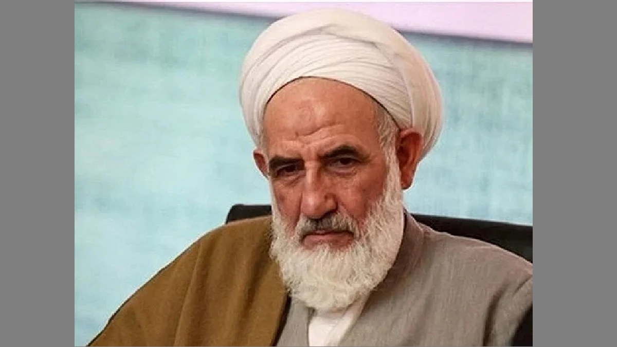 ইরানের শীর্ষ ধর্মীয় নেতাকে গুলি করে হত্যা