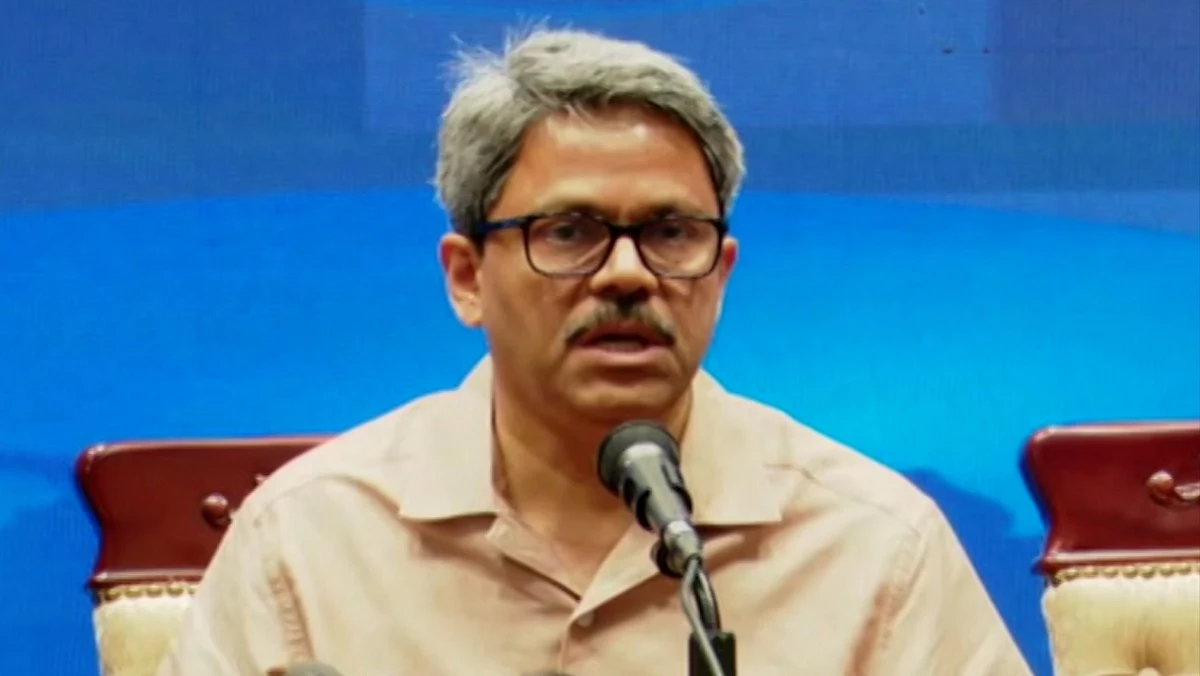 সুদান থেকে ৫৫৫ বাংলাদেশিকে জেদ্দায় নেয়া হচ্ছে: পররাষ্ট্র প্রতিমন্ত্রী