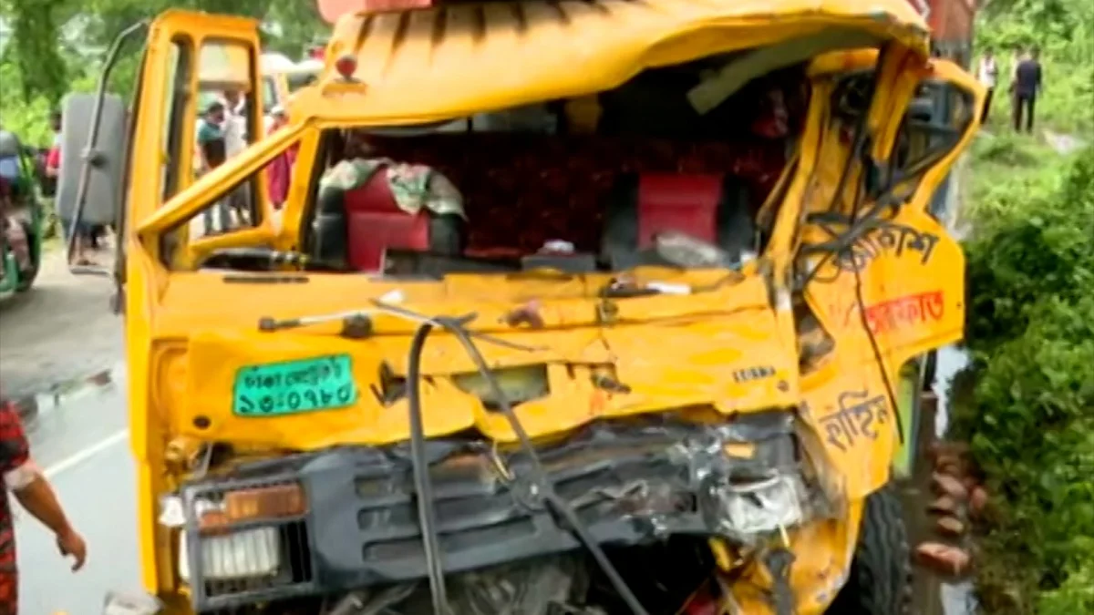 সিলেটে ট্রাক-পিকআপের সংঘর্ষ : নিহত ১৪