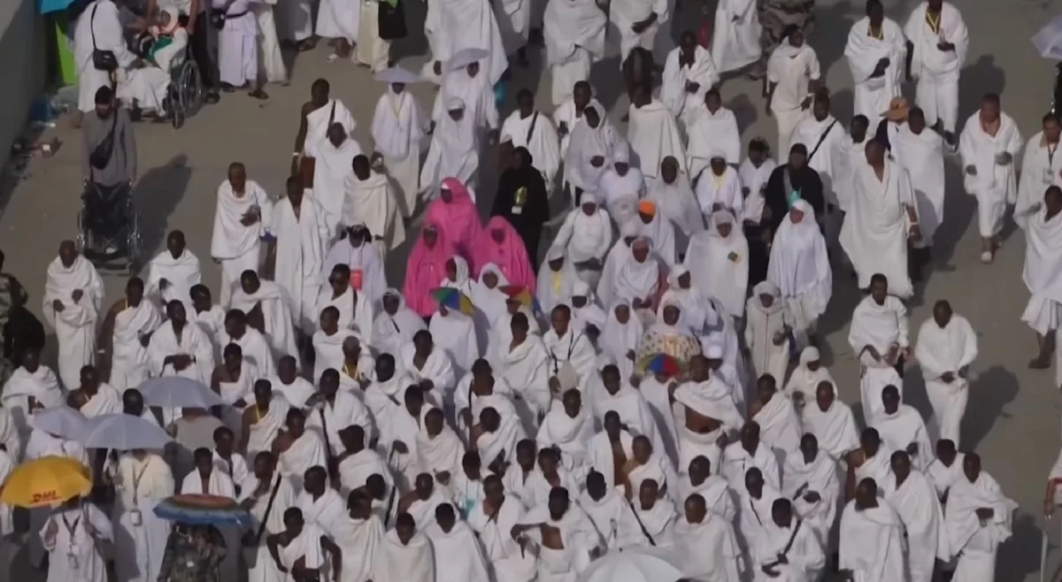 চলতি হজ মৌসুমে হিট স্ট্রোকের শিকার প্রায় ৭ হাজার মুসল্লি