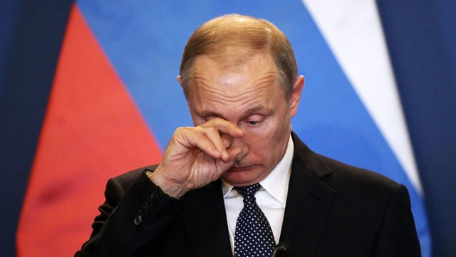 সিড়ি থেকে পড়ে মলত্যাগ করেছেন পুতিন: নিউইয়র্ক পোস্ট