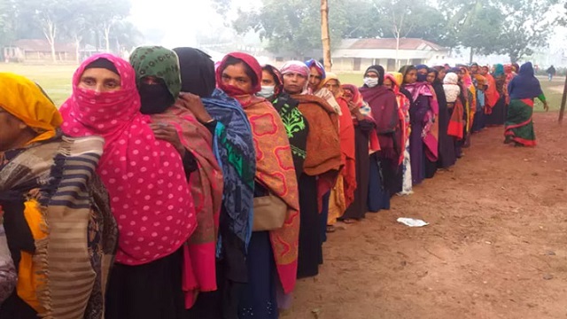 কুমিল্লার ৫ ইউনিয়নে ভোটগ্রহণ চলছে