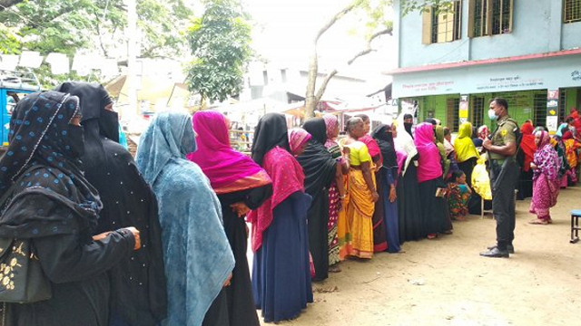 শতাধিক উপজেলা-পৌরসভা-ইউপিতে ভোট চলছে