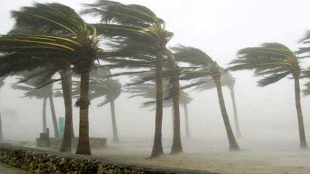 রাতের মধ্যে ৬০ কিমি বেগে ঝড় হতে পারে যেসব অঞ্চলে
