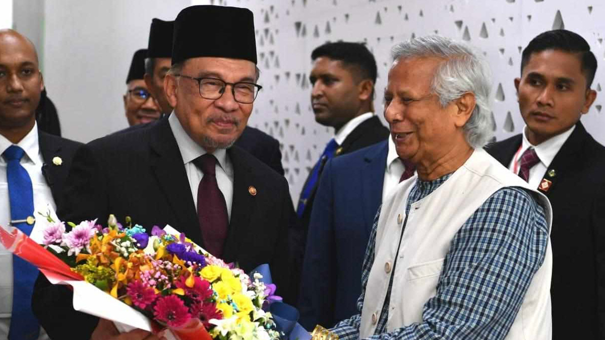 প্রধানমন্ত্রীর আমন্ত্রণে মালয়েশিয়া যাচ্ছেন প্রধান উপদেষ্টা, সই হবে ৫ সমঝোতা স্মারক