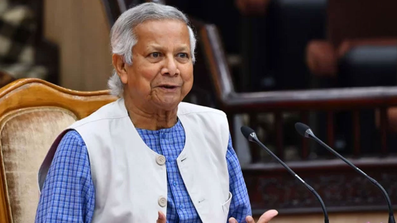 ফ্যাসিবাদ গোষ্ঠীকে পরাস্ত করতে জাতীয় ঐক্য ধরে রাখতেই হবে: প্রধান উপদেষ্টা