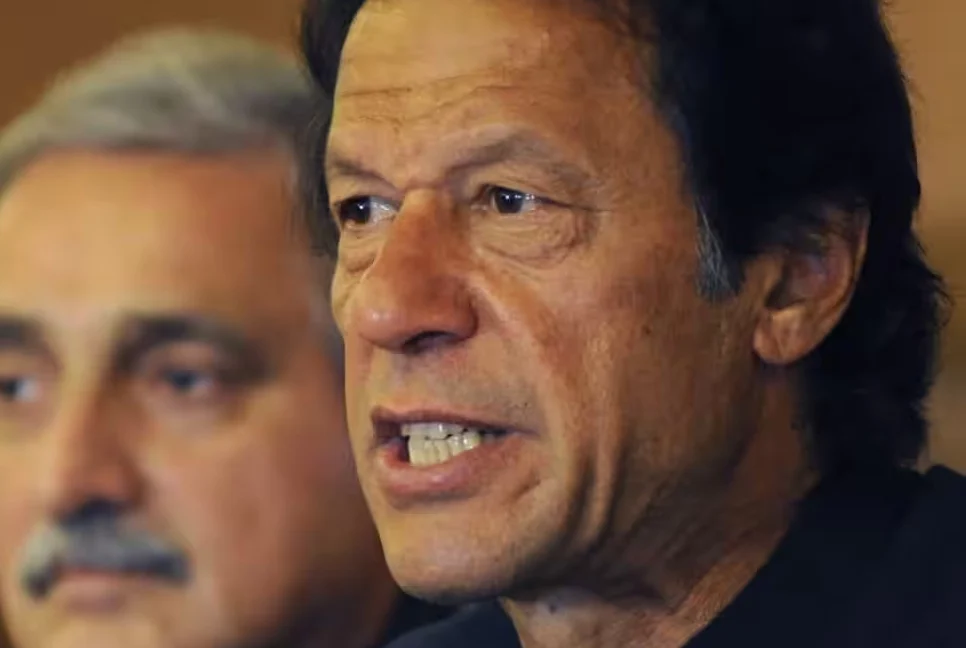 এক হাজার বছর কারাগারে থাকতে প্রস্তুত আছি: ইমরান খান