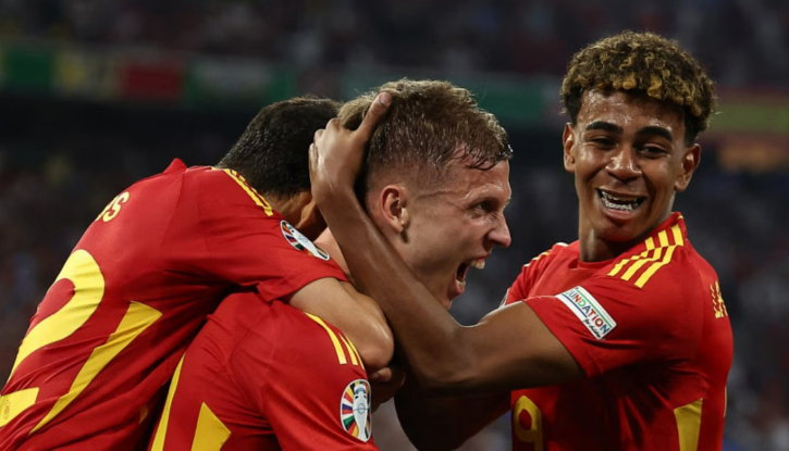 ৯ গোলের উৎসবের ম্যাচ, ফ্রান্সকে হারিয়ে ফাইনালে স্পেন